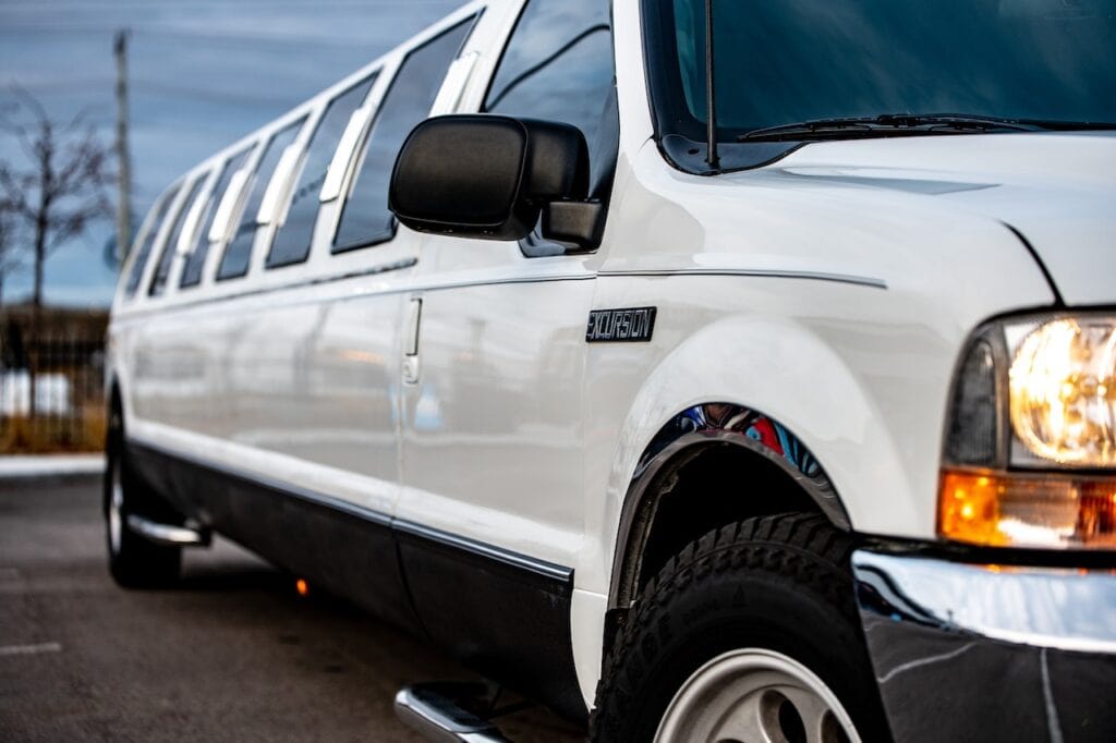 chauffeur limo hummer melbourne