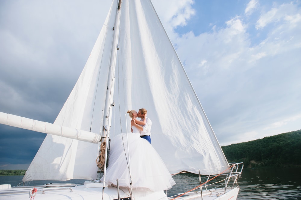 wedding on yacht